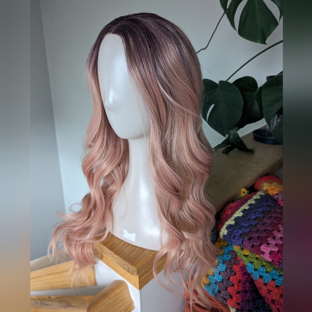 Peachy Queen Chelsey Smith Crowns